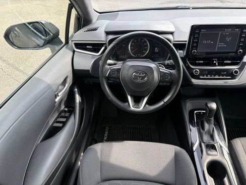 Used 2020 Toyota Corolla SE FWD image 19