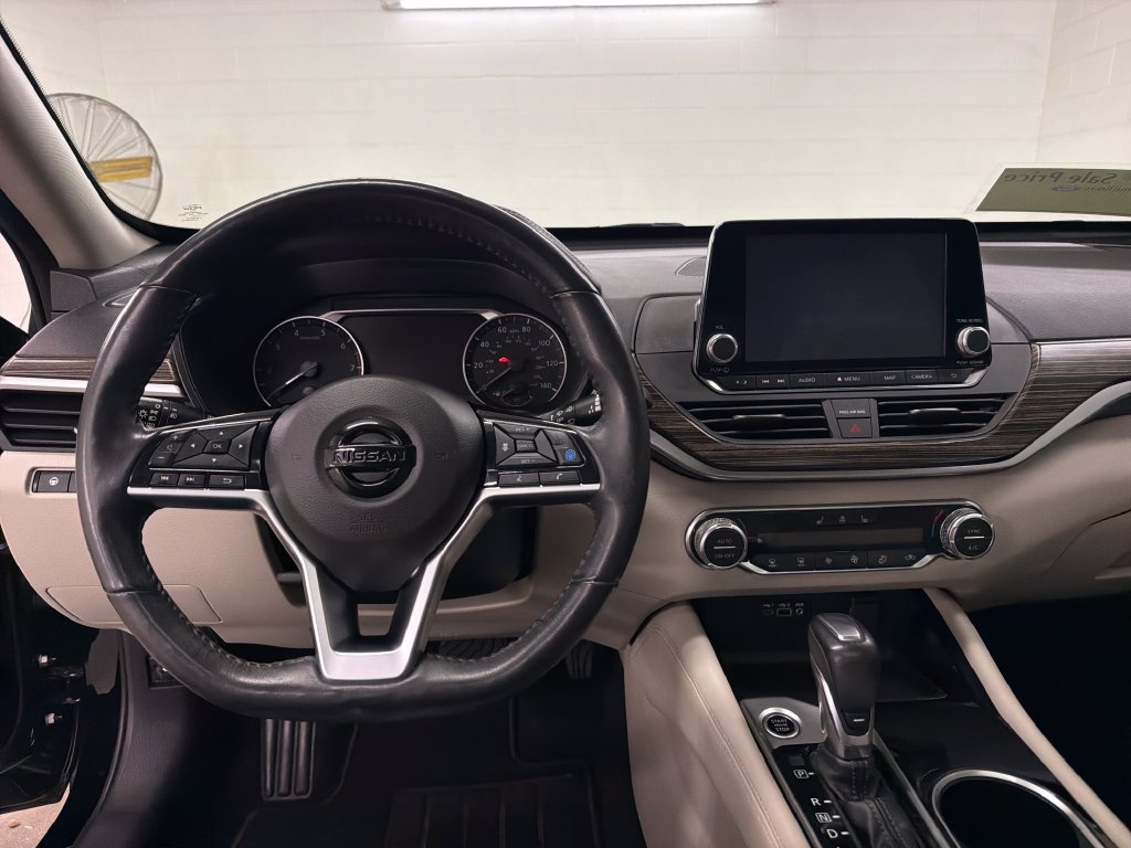 Used 2020 Nissan Altima 2.5 SL FWD image 10