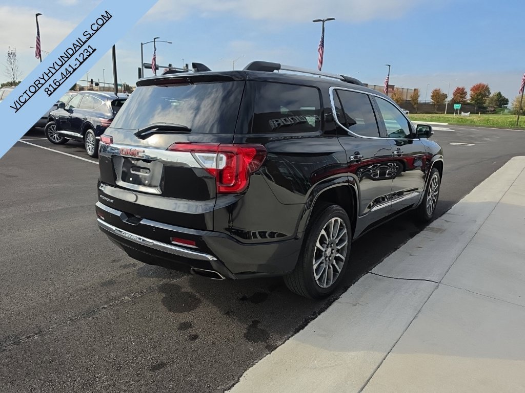 Used 2022 GMC Acadia Denali w/ Denali Ultimate Package FWD image 5