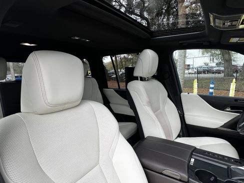 Used 2022 Lexus LX 600 4WD w/ Accessory Package (Z1) image 49