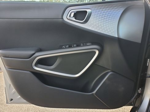 New 2025 Kia Soul LX image 29