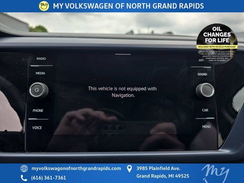 Used 2023 Volkswagen Taos SE FWD image 15