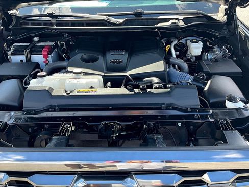 Used 2023 Toyota Tundra Platinum image 10