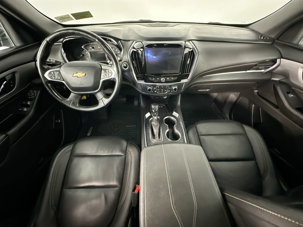 Used 2023 Chevrolet Traverse LT AWD/4WD image 10