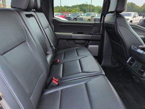Used 2025 Ford F150 Lariat AWD/4WD image 11