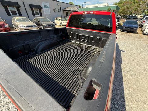 Used 2019 Chevrolet Silverado 1500 LT AWD/4WD image 8