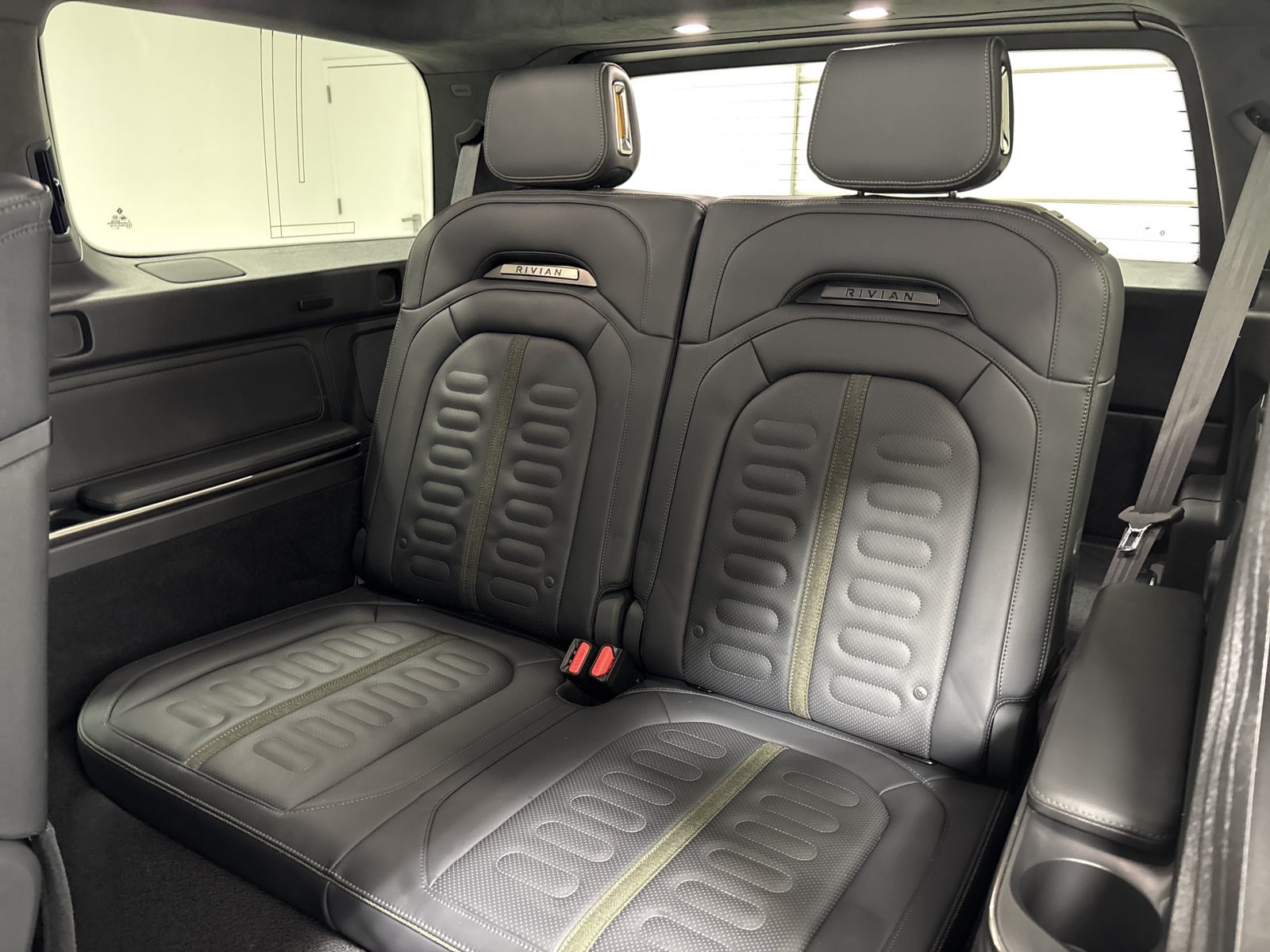 Used 2023 Rivian R1S Adventure Quad AWD/4WD image 25