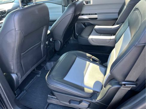 Used 2023 Ford Explorer XLT w/ Equipment Group 202A image 22