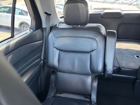 Used 2024 Ford Explorer Limited RWD image 43