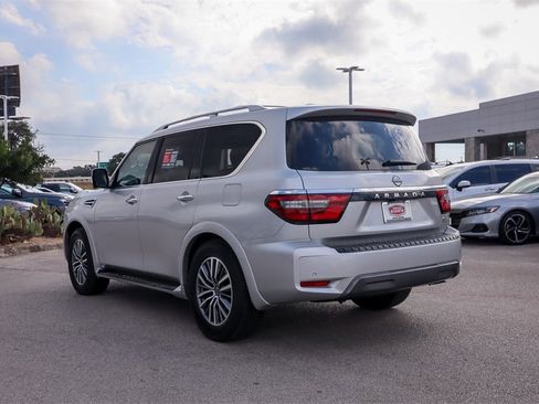 Certified 2024 Nissan Armada SL w/ Captain's Chairs Package image 6