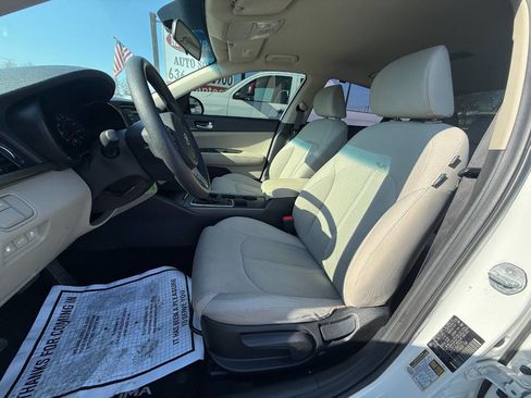 Used 2016 Kia Optima LX image 8