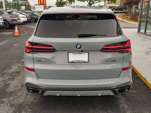 Used 2024 BMW X5 xDrive40i w/ M Sport Package AWD/4WD image 5