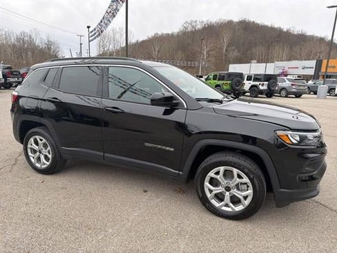 New 2026 Jeep Compass Latitude w/ Mopar All Weather Package AWD/4WD image 3