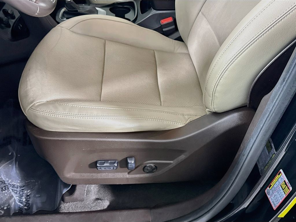 Used 2017 Hyundai Santa Fe Sport FWD image 23