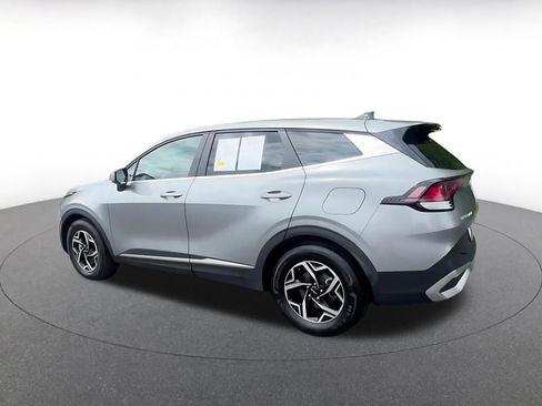Used 2025 Kia Sportage LX FWD image 10
