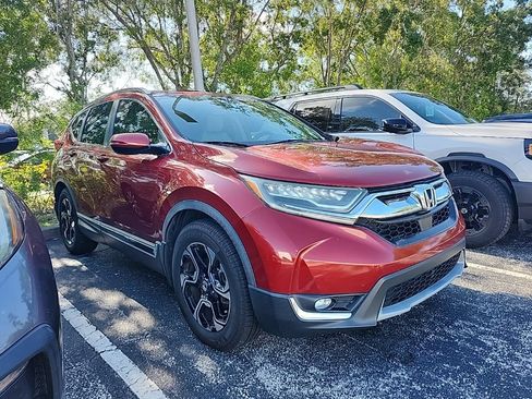 Used 2018 Honda CR-V Touring image 1