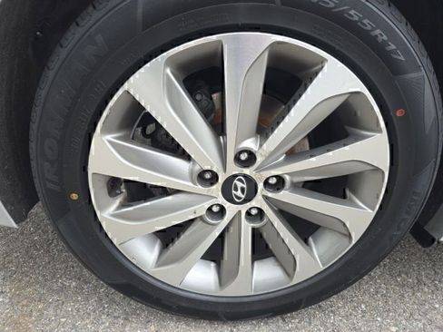 Used 2017 Hyundai Sonata Sport FWD image 8