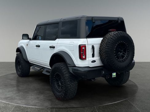 Used 2023 Ford Bronco Badlands w/ Sasquatch Package AWD/4WD image 7