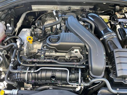Certified 2025 Volkswagen Jetta SEL FWD image 32
