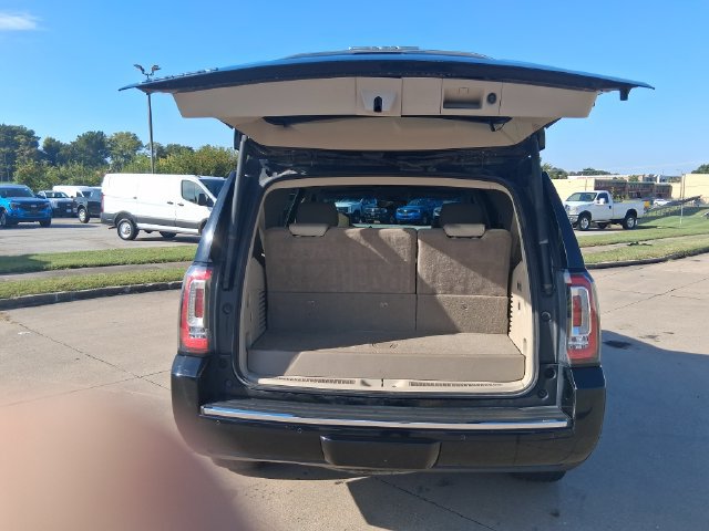 Used 2019 GMC Yukon Denali w/ Denali Ultimate Package AWD/4WD image 6