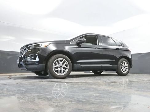 Used 2024 Ford Edge SEL AWD/4WD image 45