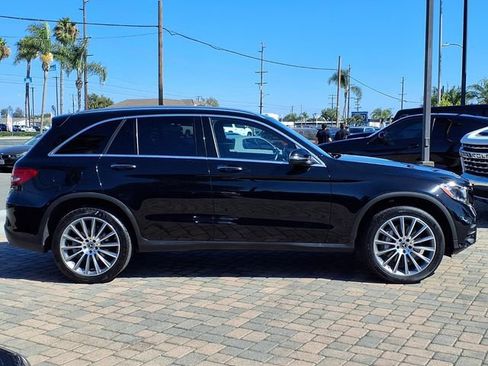 Used 2018 Mercedes-Benz GLC 300 w/ AMG Line image 5