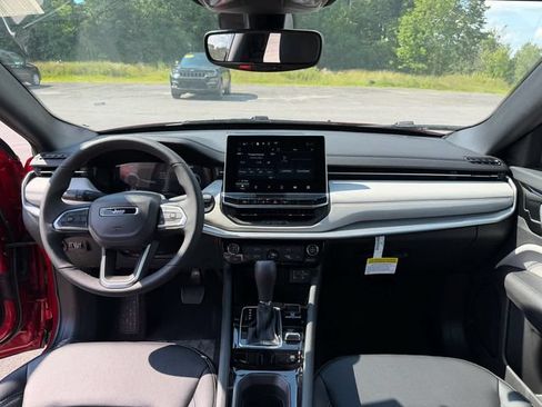 New 2026 Jeep Compass Limited AWD/4WD image 11