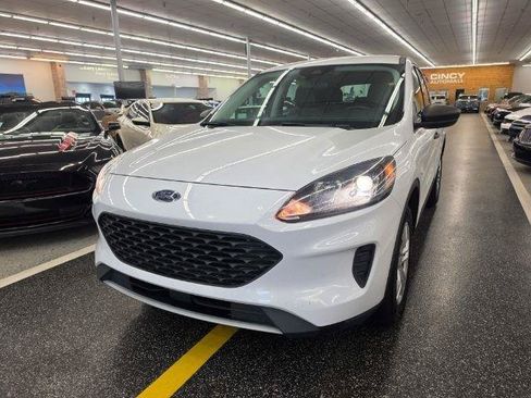 Used 2022 Ford Escape S AWD/4WD image 2
