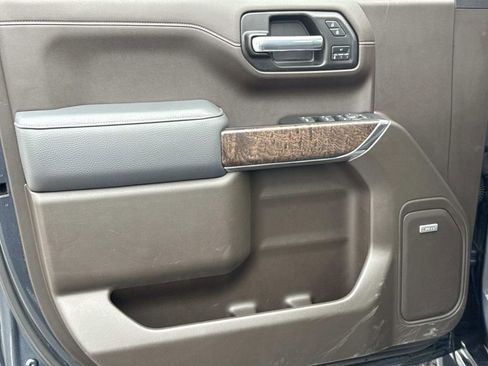 Used 2022 GMC Sierra 1500 Denali w/ Driver Alert Package II AWD/4WD image 18