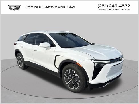 Used 2024 Chevrolet Blazer EV LT AWD/4WD image 1