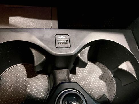 Used 2025 BMW X5 xDrive40i w/ Climate Comfort Package image 37