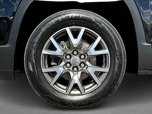 Used 2020 GMC Acadia SLE w/ Driver Convenience Package image 8