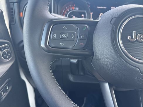 New 2026 Jeep Gladiator Mojave AWD/4WD image 12