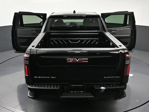 Used 2026 GMC Sierra EV Elevation AWD/4WD image 35