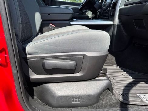 Used 2017 RAM 1500 Big Horn AWD/4WD image 29