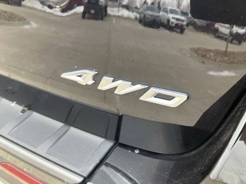 Used 2023 Ford Explorer XLT w/ Equipment Group 202A image 26