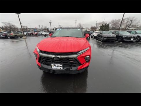 Certified 2024 Chevrolet Blazer RS w/ Driver Confidence II Package image 3