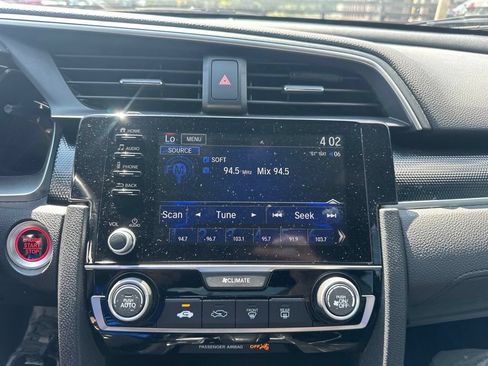 Used 2021 Honda Civic Sport image 7