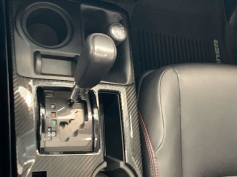 Certified 2019 Toyota 4Runner TRD Off-Road Premium AWD/4WD image 20