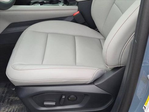 New 2026 Ford Explorer Active w/ Active Comfort Package RWD image 4