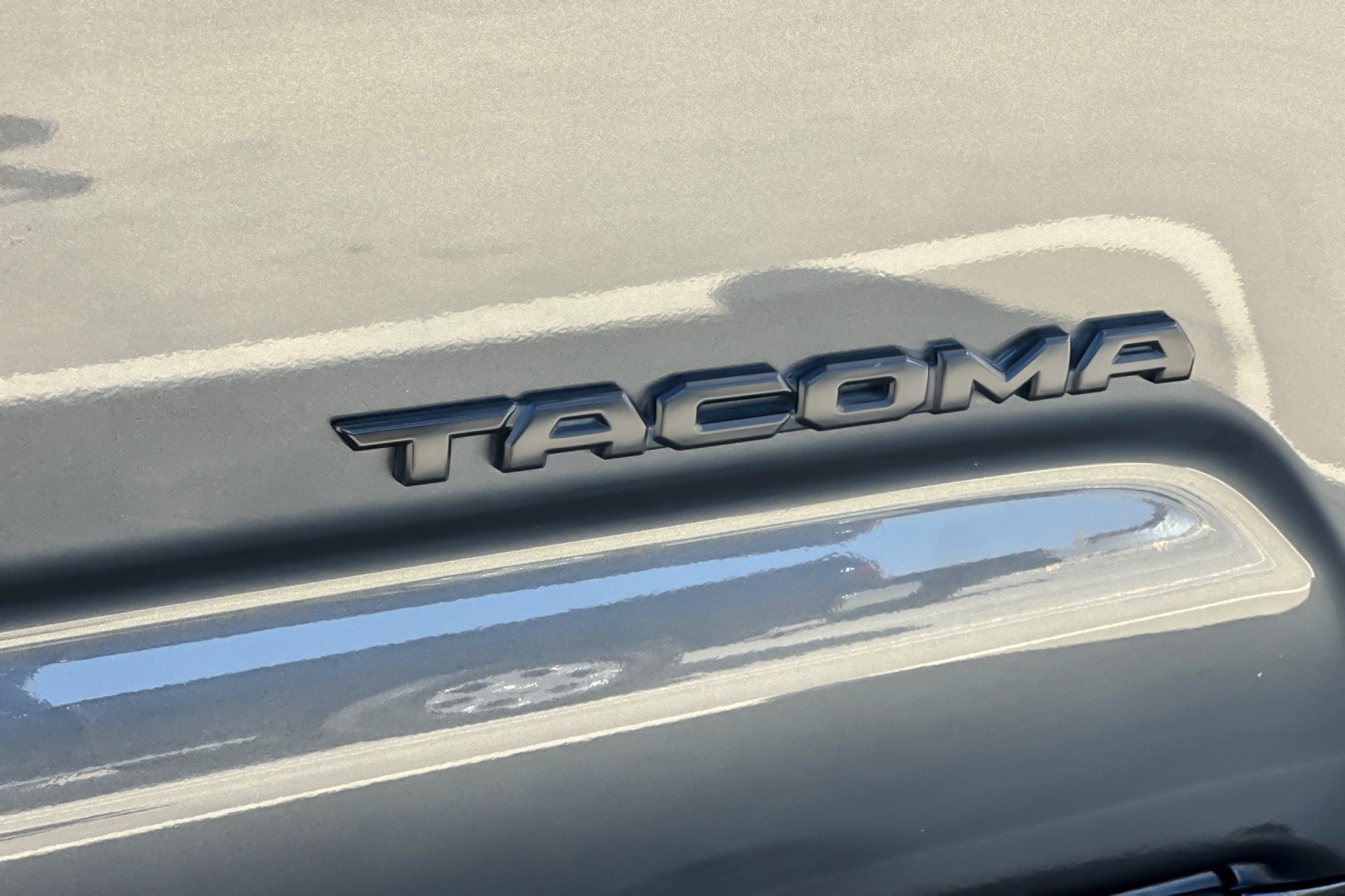 Certified 2020 Toyota Tacoma TRD Sport w/ TRD Premium Sport Package RWD image 26