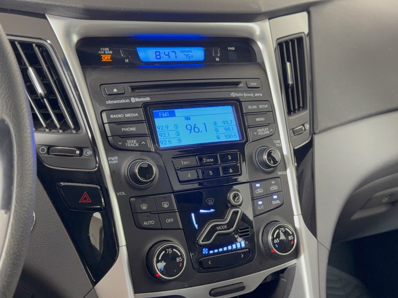 Used 2013 Hyundai Sonata Limited FWD image 23