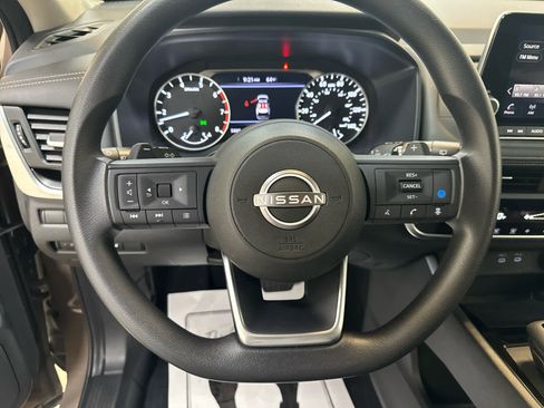 Certified 2024 Nissan Rogue SV image 12