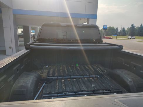 Used 2021 Chevrolet Silverado 2500 Custom w/ Custom Value Package AWD/4WD image 18