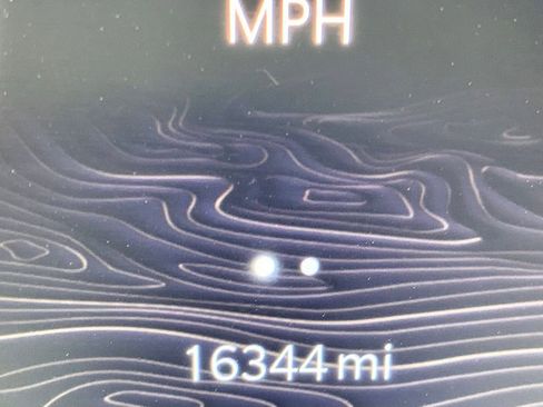 Used 2025 Jeep Wagoneer Series II w/ 8-Passenger Seating Package image 19