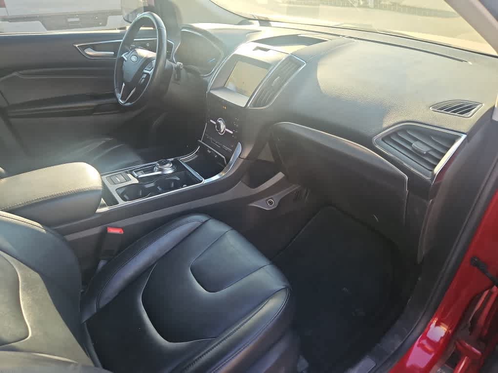 Certified 2020 Ford Edge Titanium FWD image 13