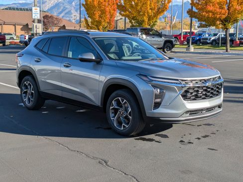 New 2026 Chevrolet Trax LT image 7