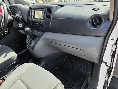 Used 2019 Nissan NV200 SV w/ Navigation Package image 21