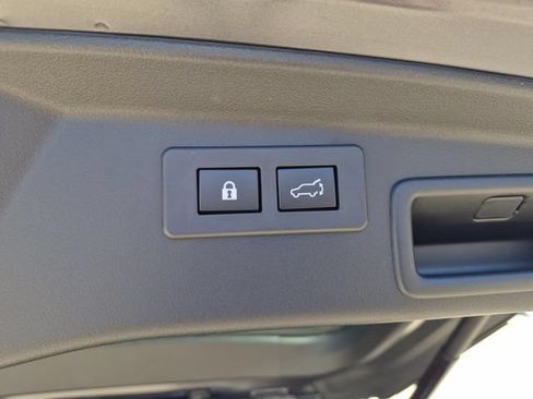New 2026 Subaru Outback Limited AWD/4WD image 8