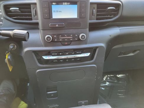 Used 2021 Ford Explorer 4WD Police Interceptor w/ Ultimate Wiring Package image 14